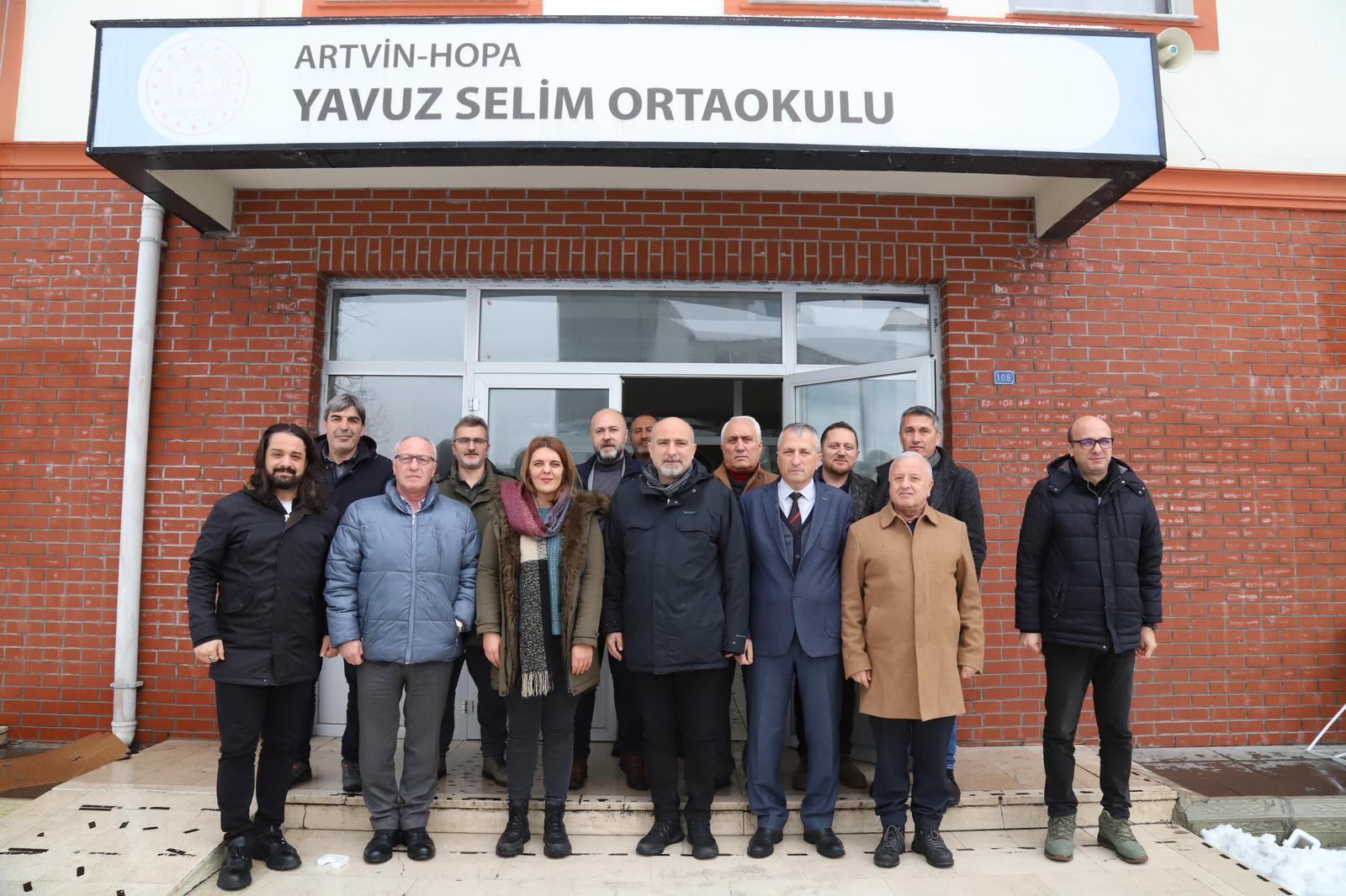 TOPALOĞLU VAKFI'ndan ÇOCUKLARIMIZIN EĞİTİMİNE TAM DESTEK...